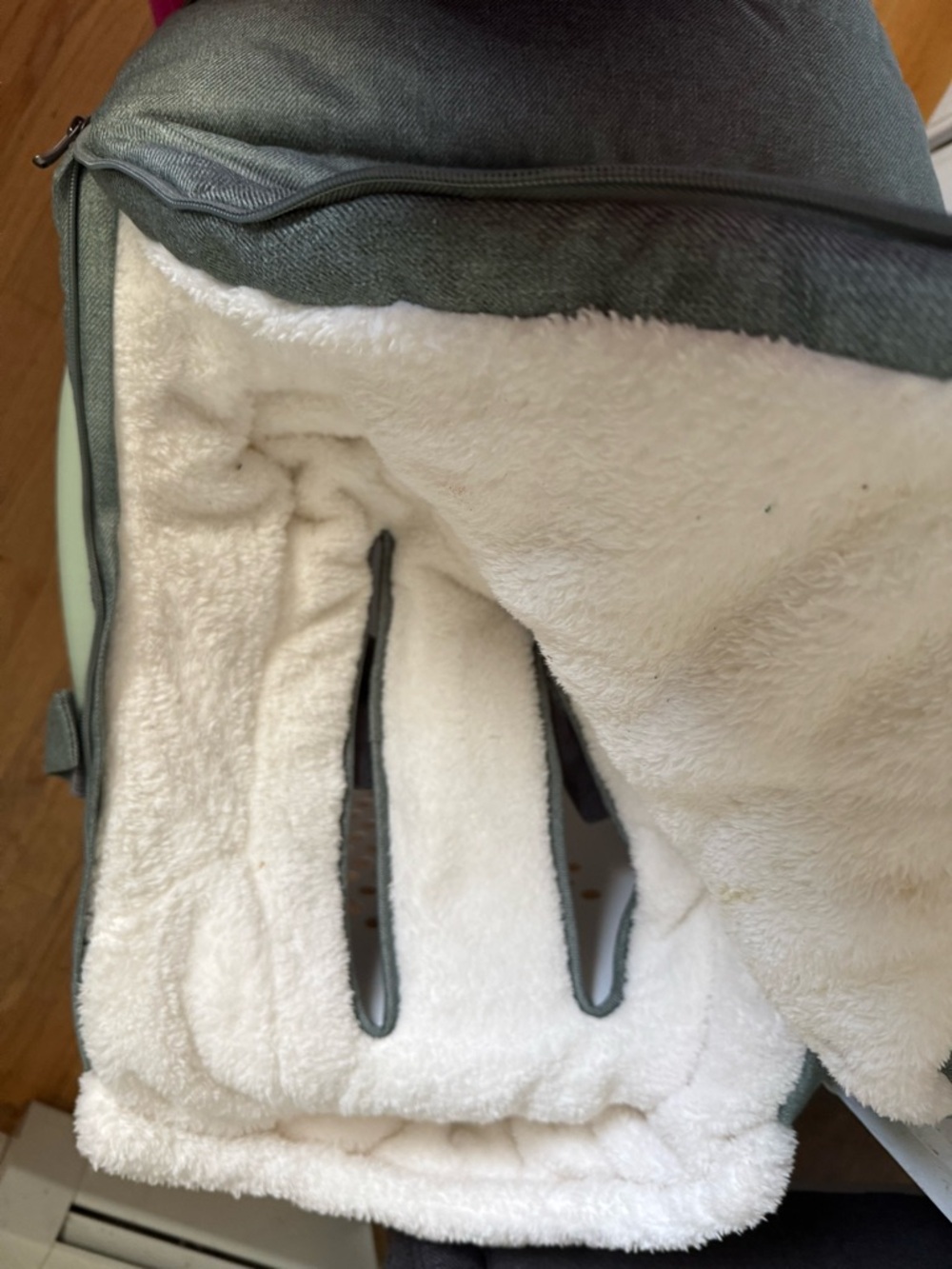 Olive CozyGanoosh Footmuff - Picture 5 of 5